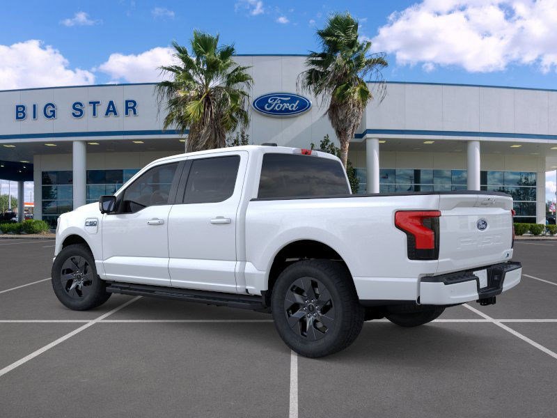 2025 Ford F-150 Lightning photo 4