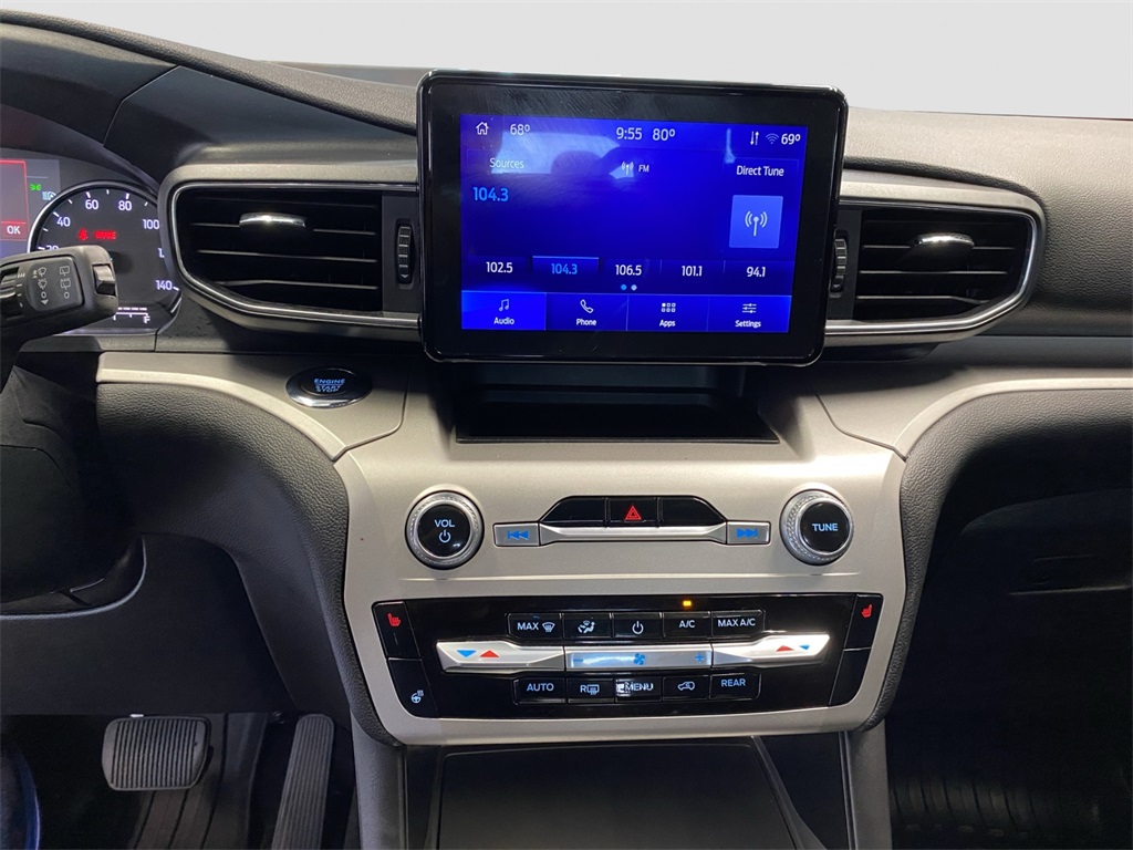 2022 Ford Explorer XLT photo 10