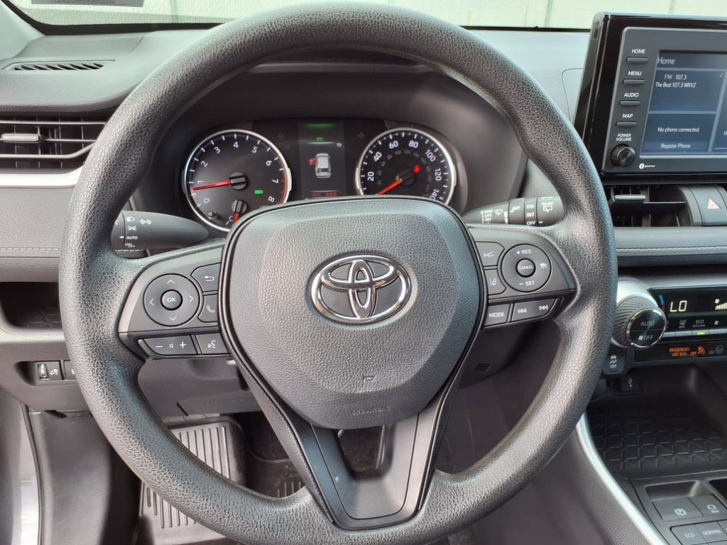 2022 Toyota RAV4 XLE photo 4