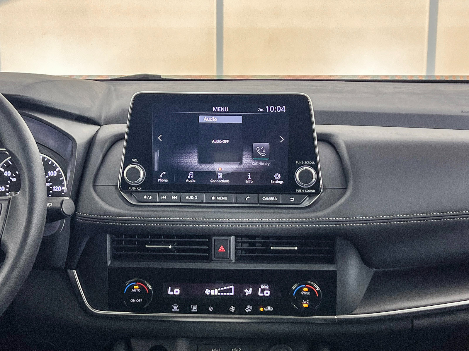 2025 Nissan Rogue SV photo 10