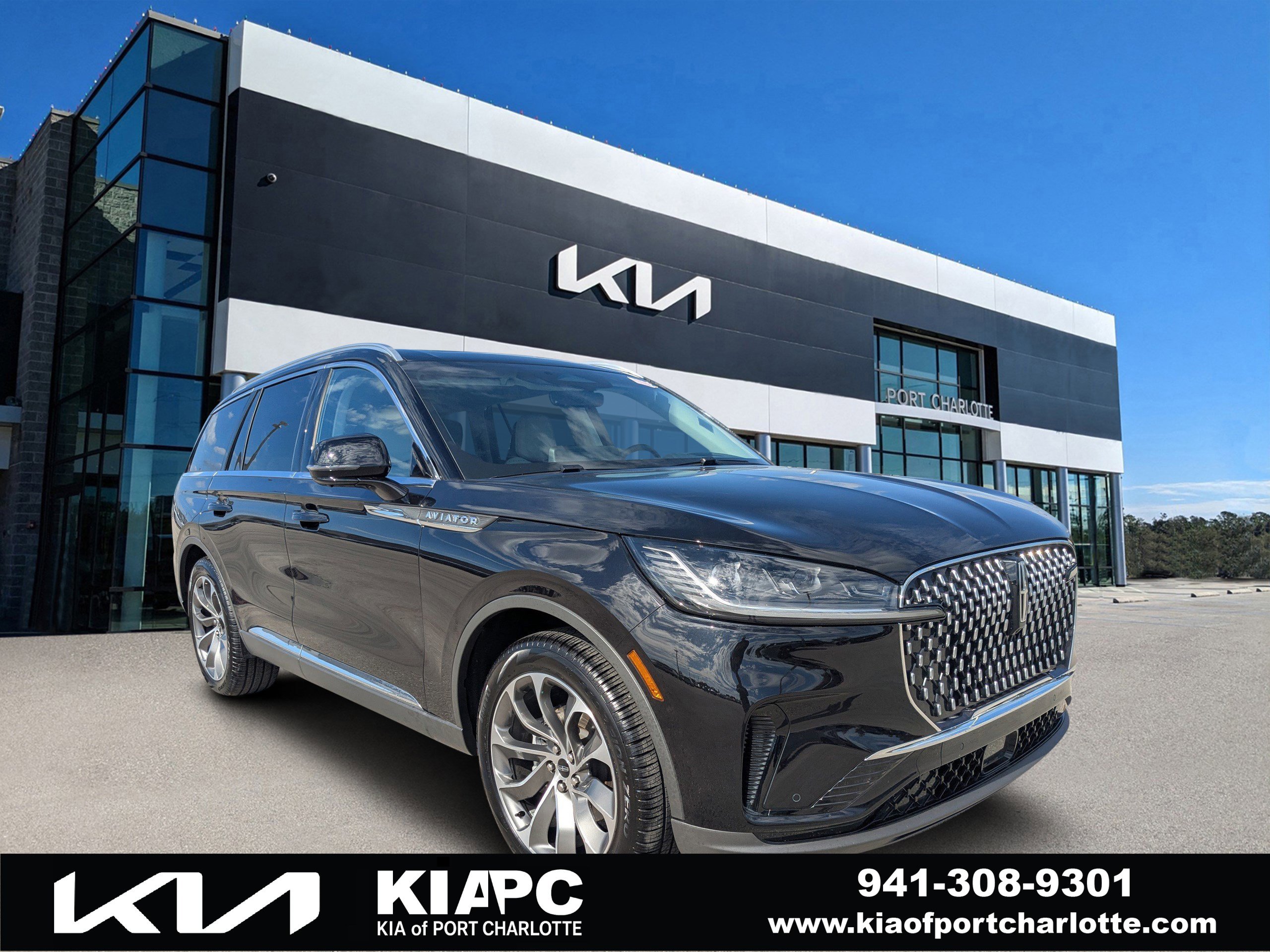 2025 Lincoln Aviator Reserve's photo