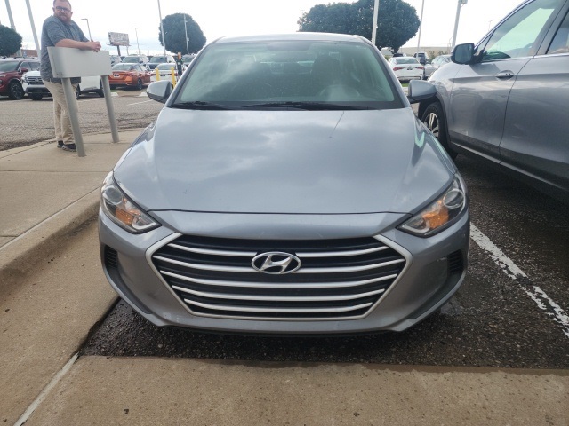 5NPD84LF2HH035199