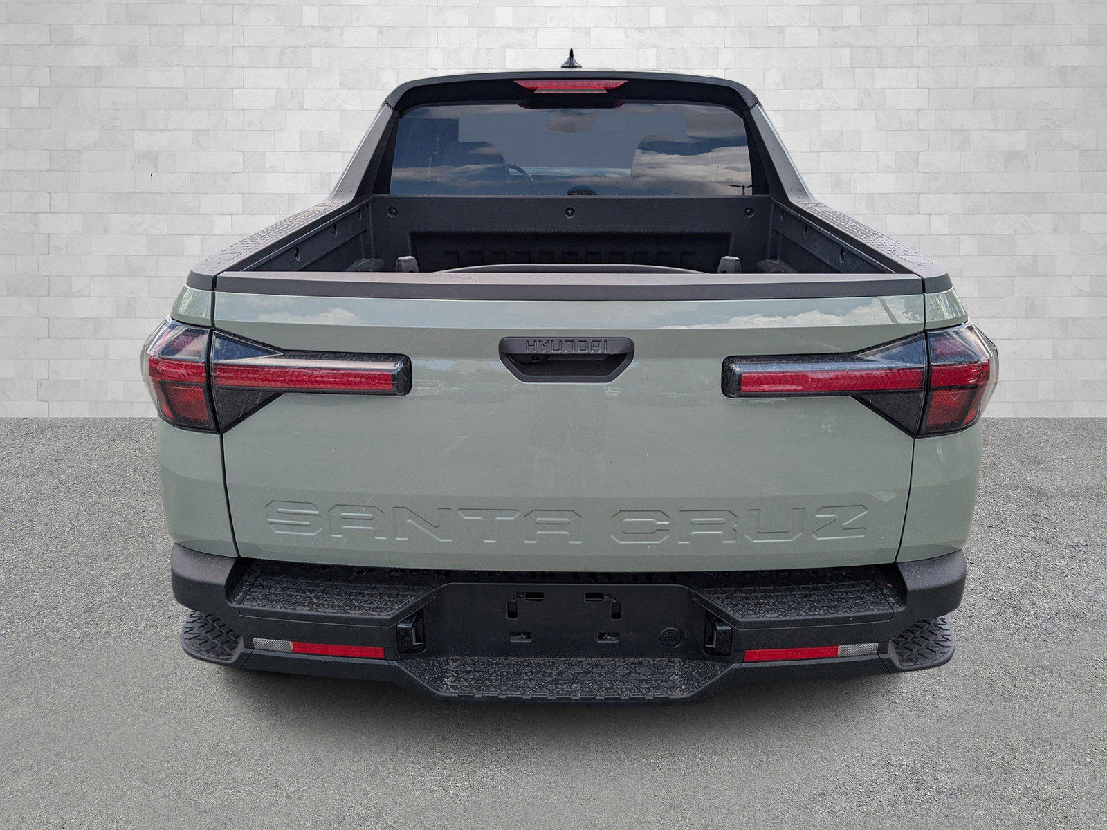 2025 Hyundai Santa Cruz SE photo 3