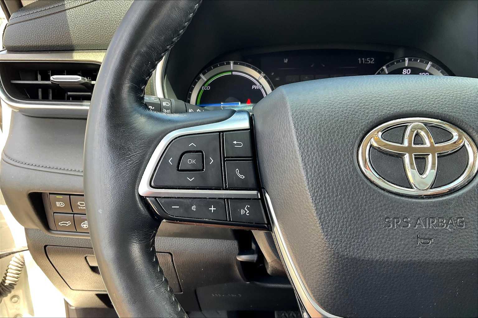2021 Toyota Highlander Hybrid Limited photo 21
