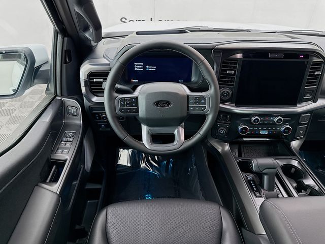 2025 Ford F-150 Lariat photo 22