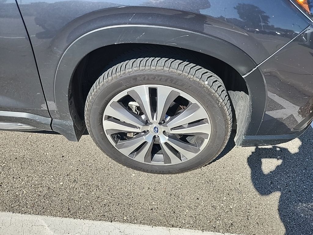 2021 Subaru Ascent Limited photo 2