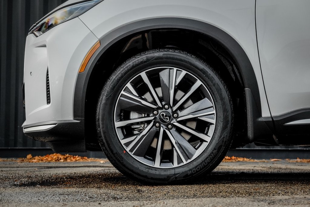 2026 Infiniti QX60 Luxe AWD photo 3