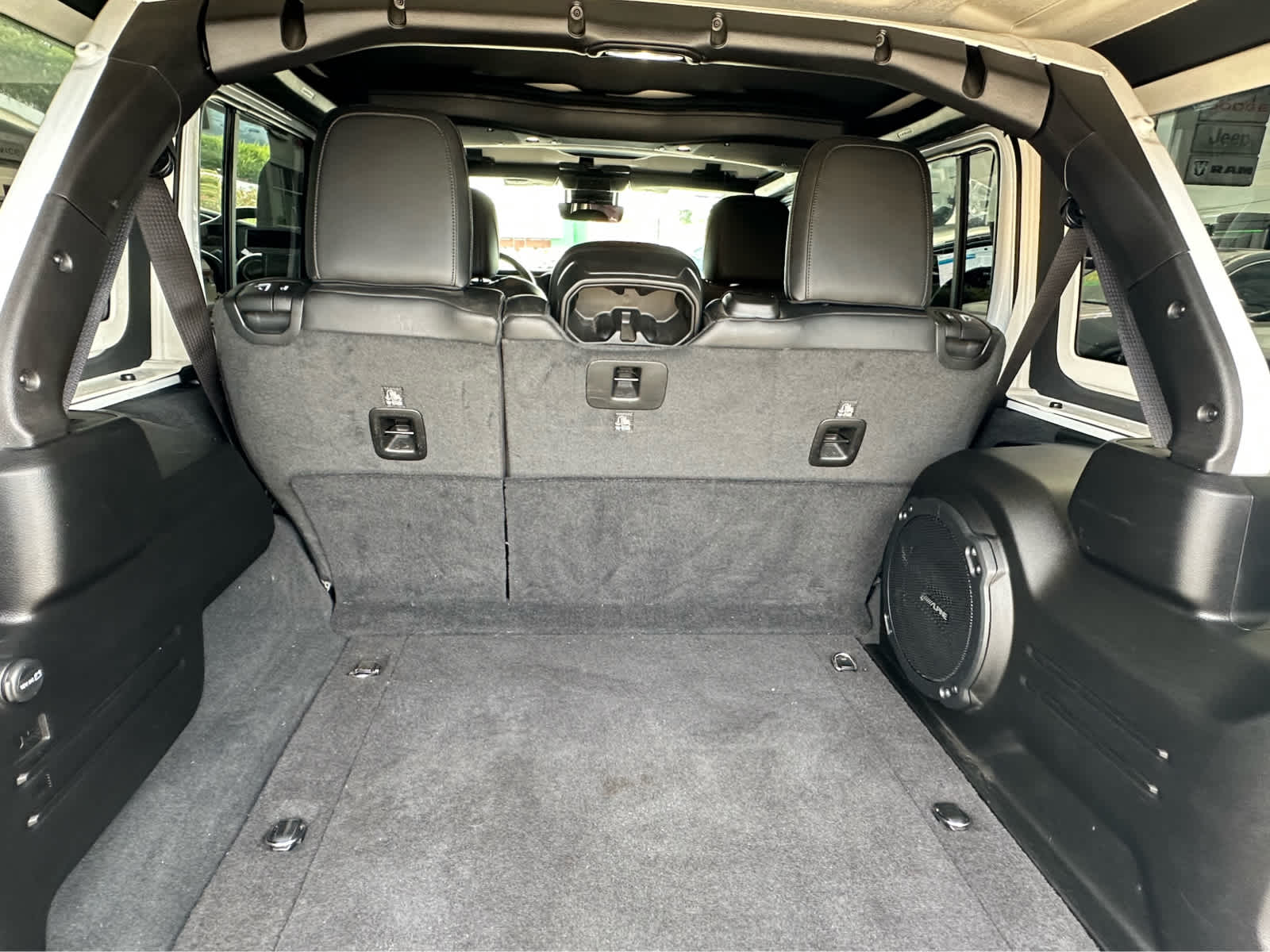 2024 Jeep Wrangler Rubicon 392 photo 4