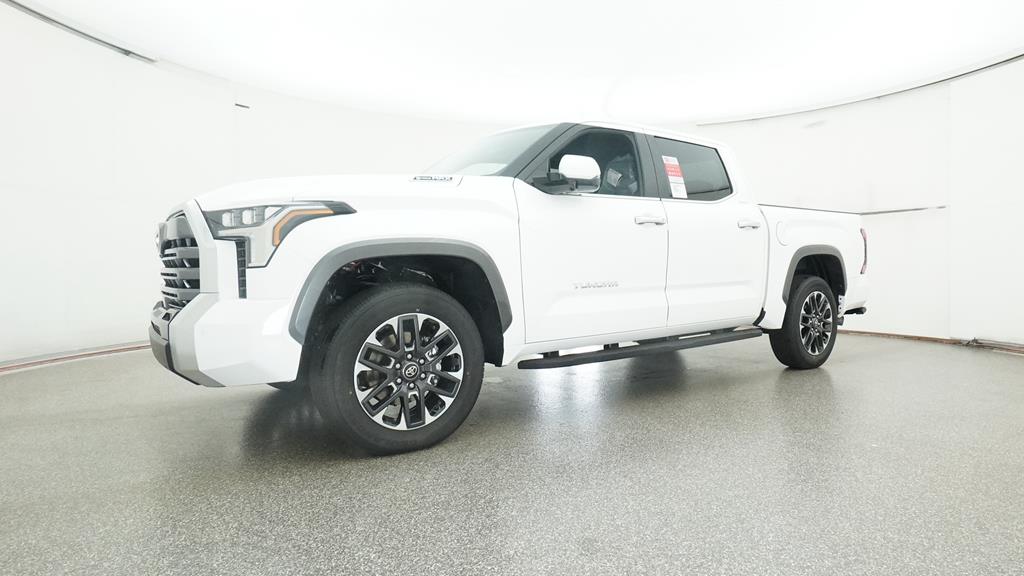 2025 Toyota Tundra Limited CrewMax photo 6