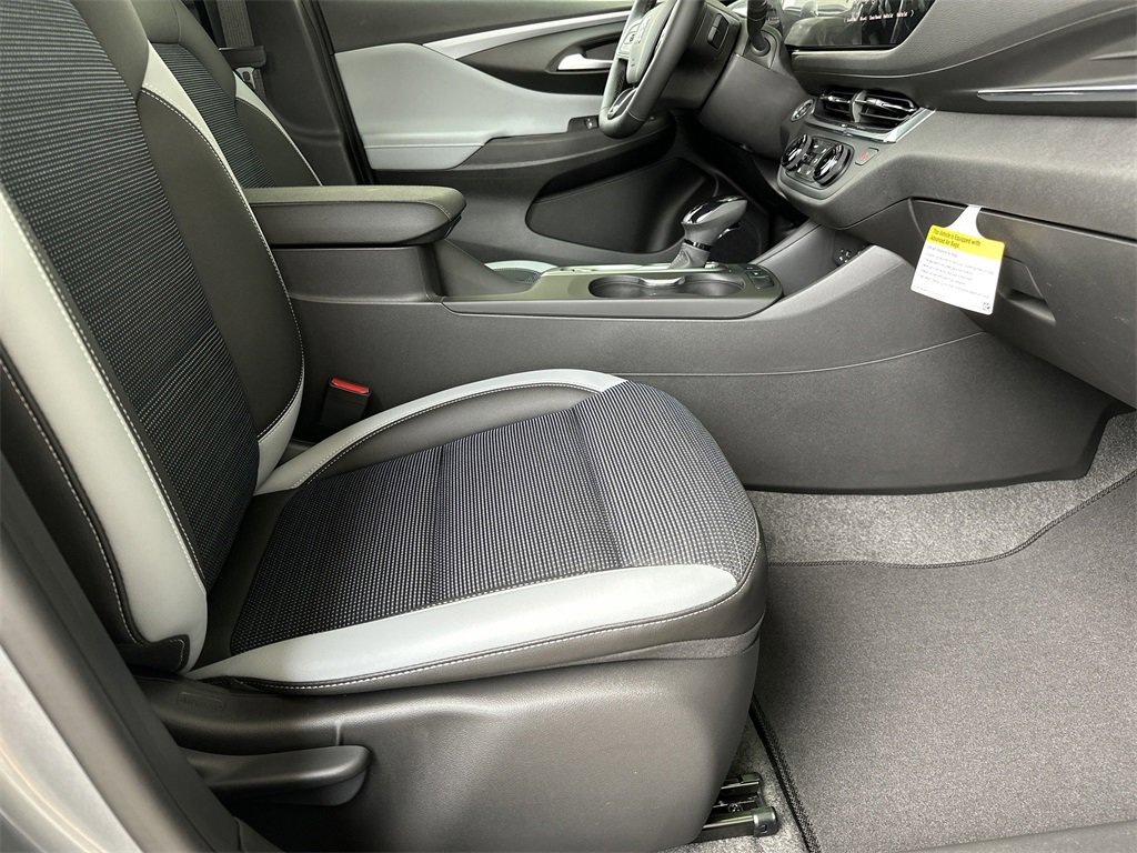 2025 Buick Envista Preferred photo 33