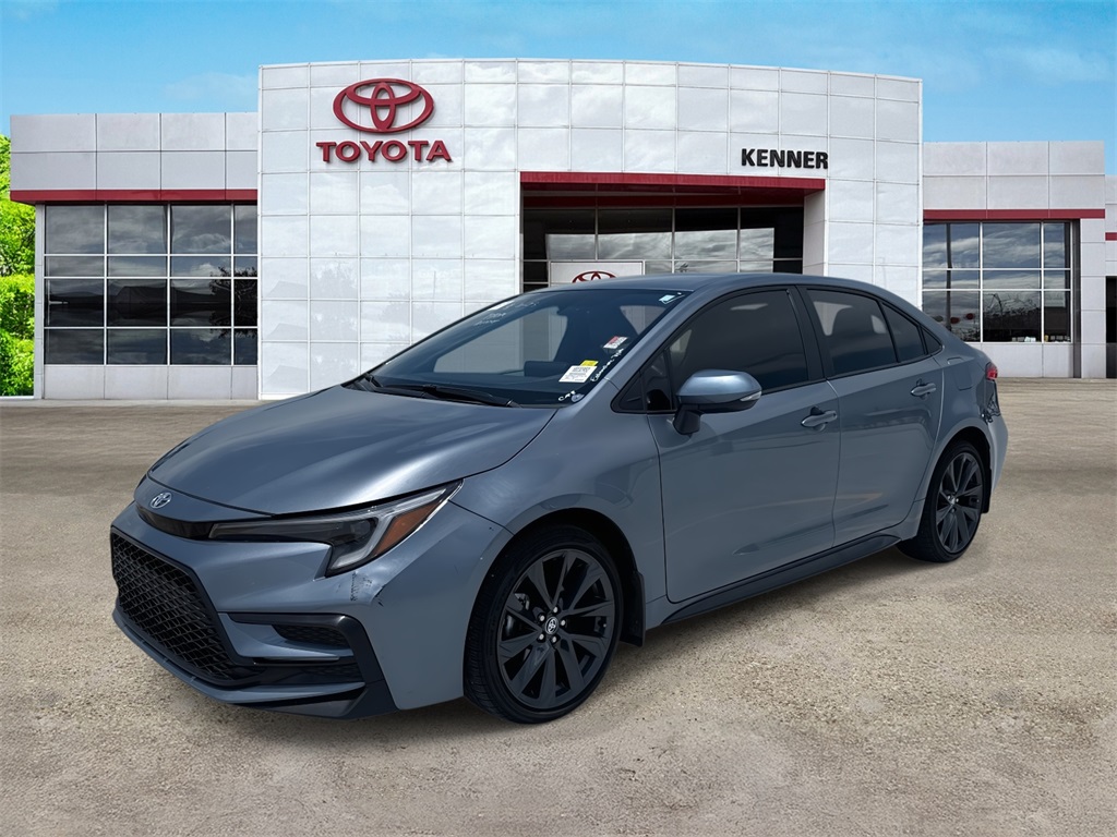 2025 Toyota Corolla SE photo 3