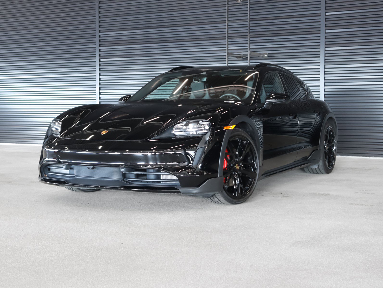 2024 Porsche Taycan S's photo