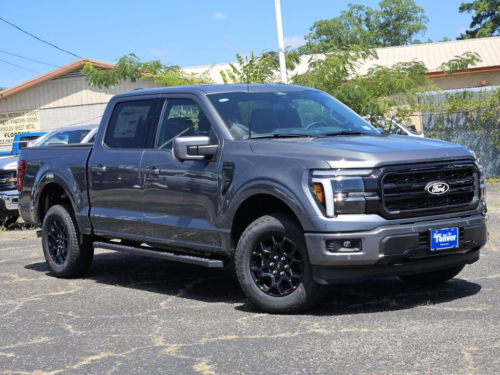 2025 Ford F-150 Lariat photo 2