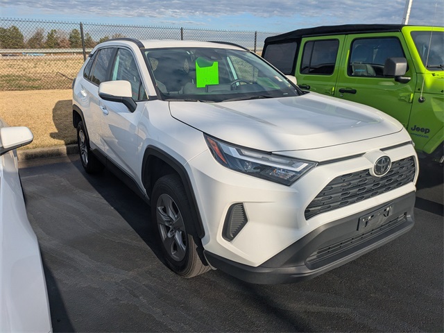 Used 2024 Toyota RAV4 XLE with VIN 2T3W1RFV9RW333806 for sale in Northfield, Minnesota