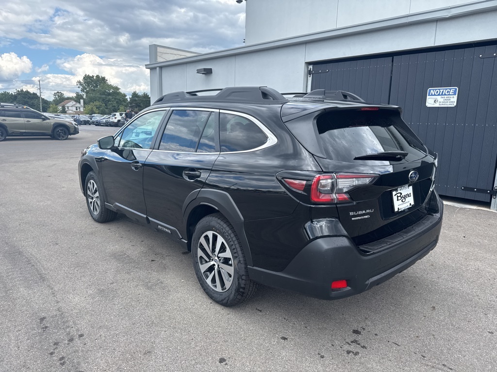 2025 Subaru Outback Premium photo 4