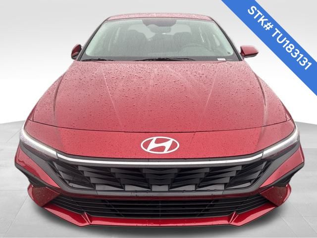 2026 Hyundai Elantra Hybrid photo 2