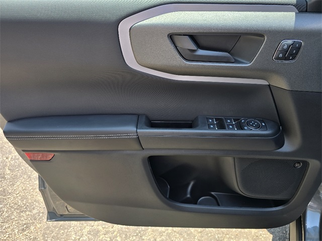 2025 Ford Bronco Sport Outer Banks photo 6