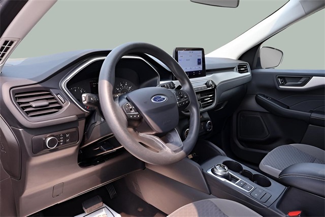 2022 Ford Escape SE photo 3