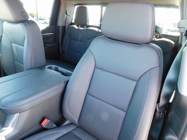 2026 Chevrolet Silverado 1500 RST photo 20