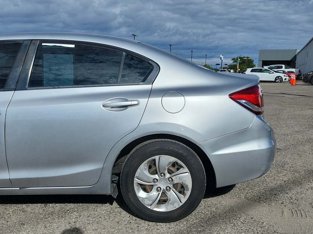 2015 Honda Civic LX photo 9