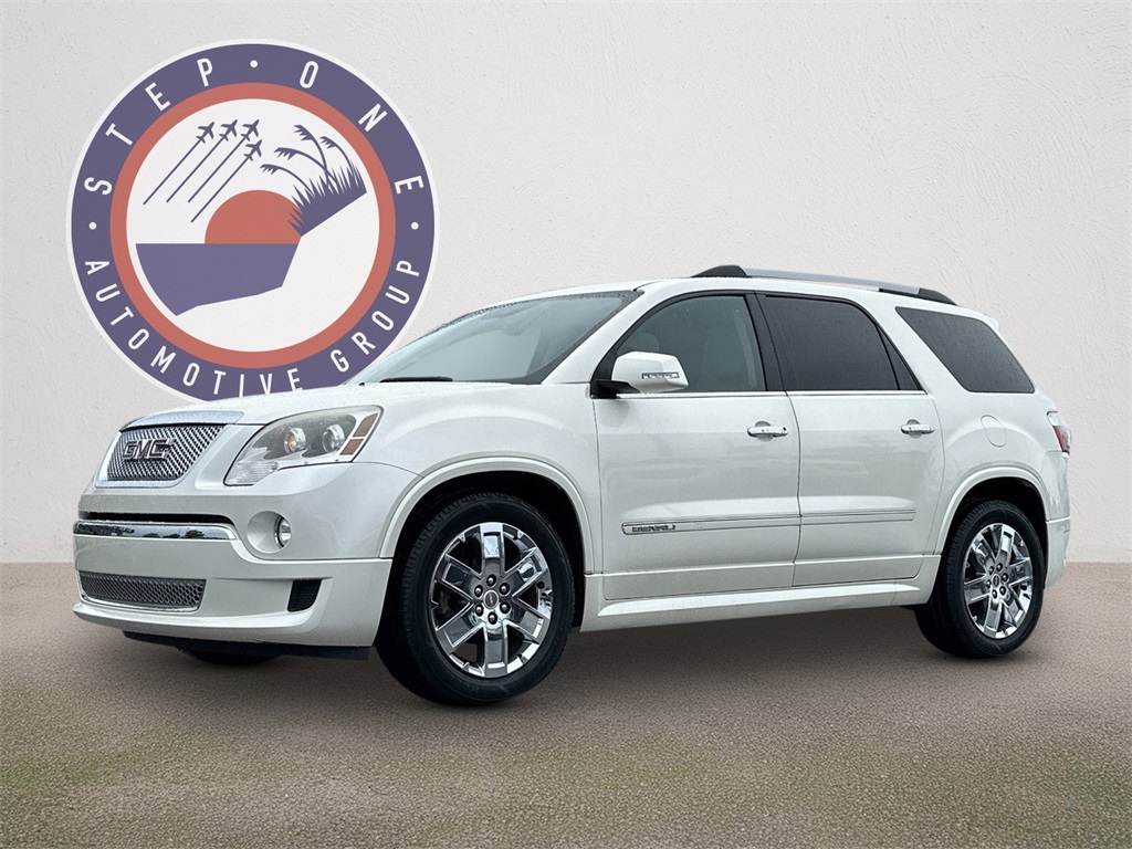 2011 Gmc Acadia Denali photo 2