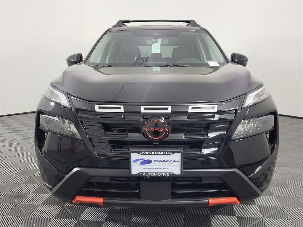 2026 Nissan Rogue SV photo 4