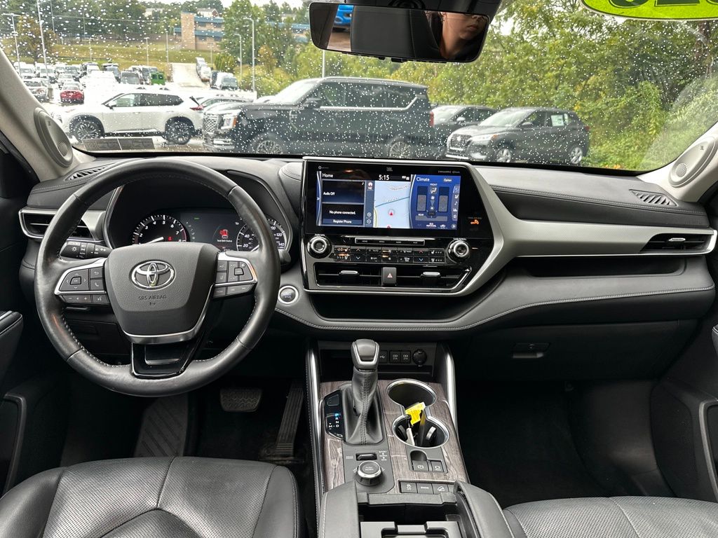 2020 Toyota Highlander Platinum photo 12