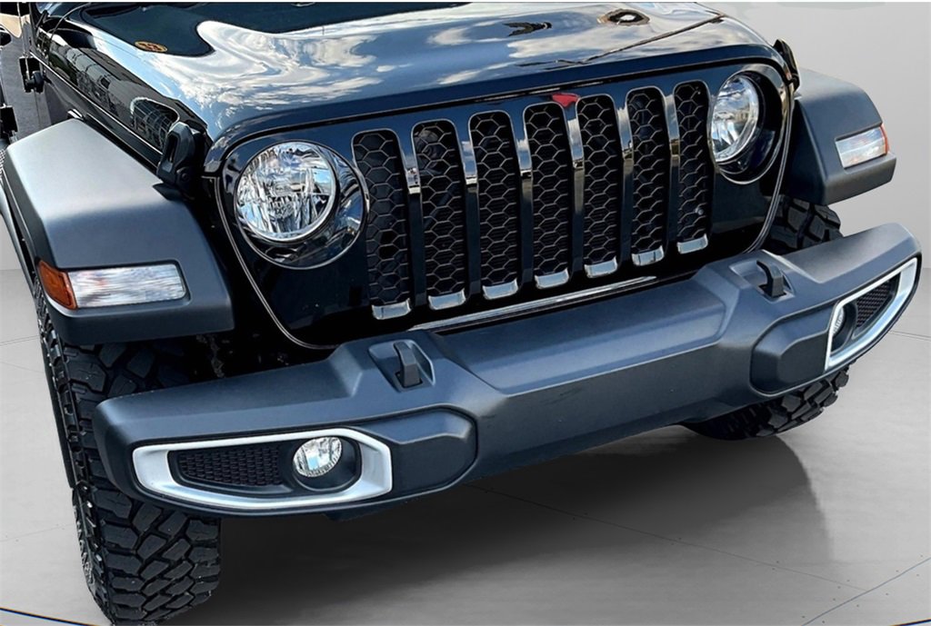 2023 Jeep Gladiator Sport photo 2