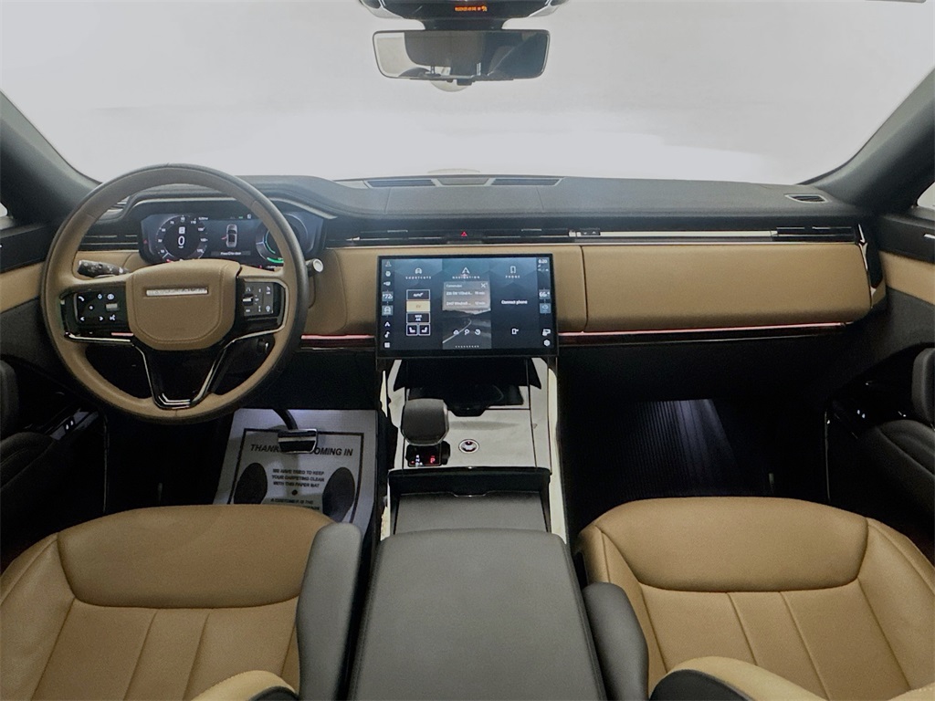 2025 Land Rover Range Rover Sport P460e Dynamic SE photo 17