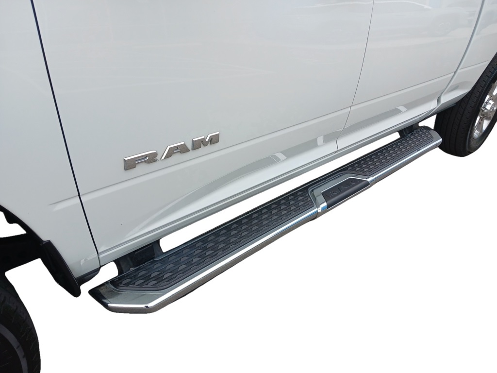 2024 Ram 2500 Big Horn photo 8