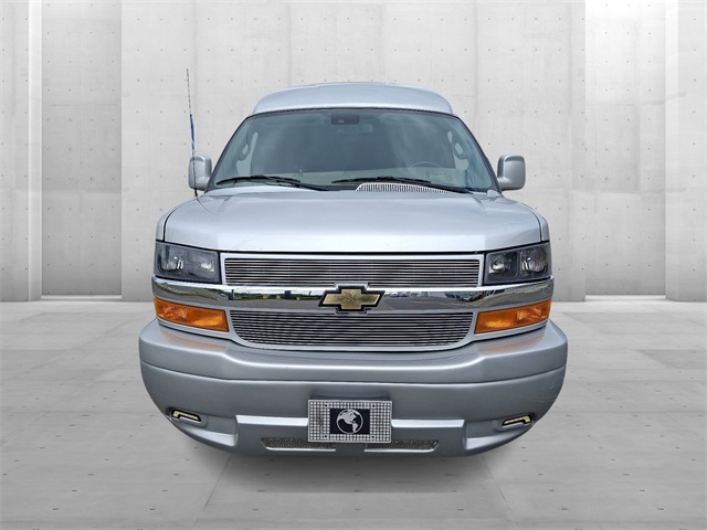 2022 Chevrolet Express 2500 Work Van photo 2