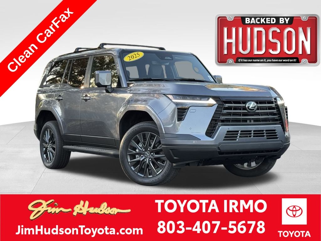 2025 Lexus GX Premium's photo
