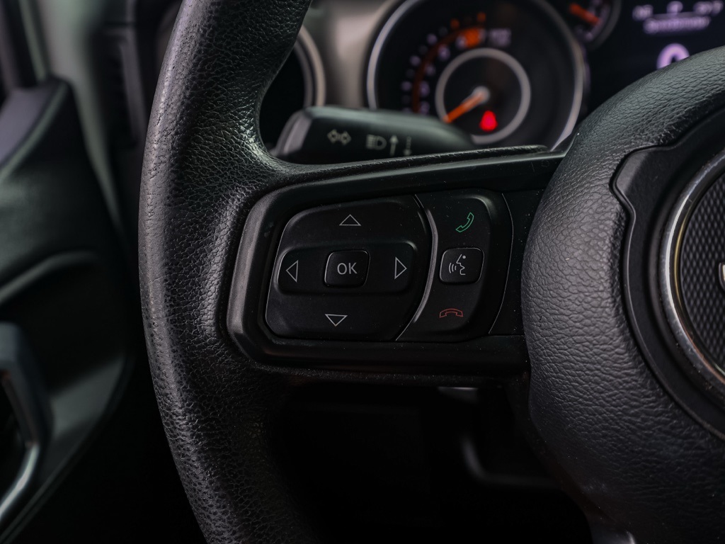 Used 2021 White Jeep Unlimited Sport image 23