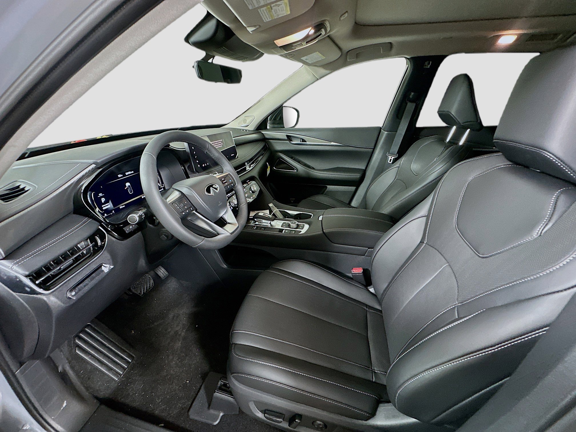 2026 Infiniti QX60 Luxe photo 13