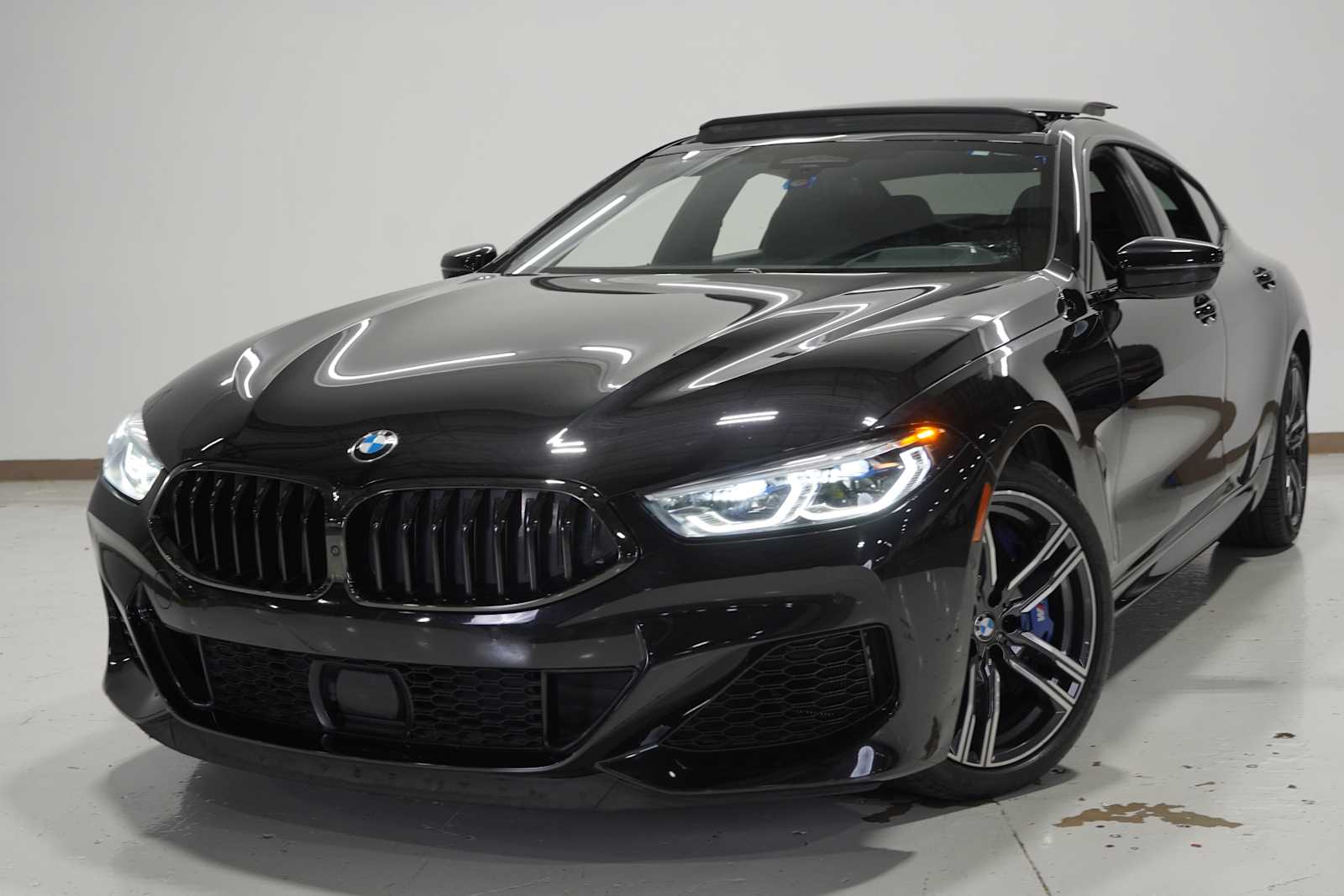 2022 BMW 8 Series M850i