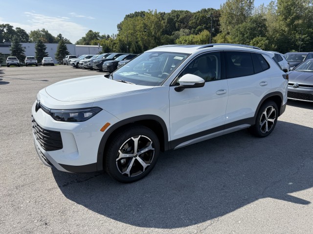 White Volkswagen Tiguan for Sale | Ide VW of East Rochester