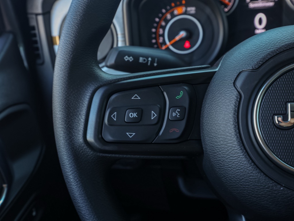 New 2026 Granite Crystal Metallic Clear-Coat Exterior Paint Jeep Sport image 22