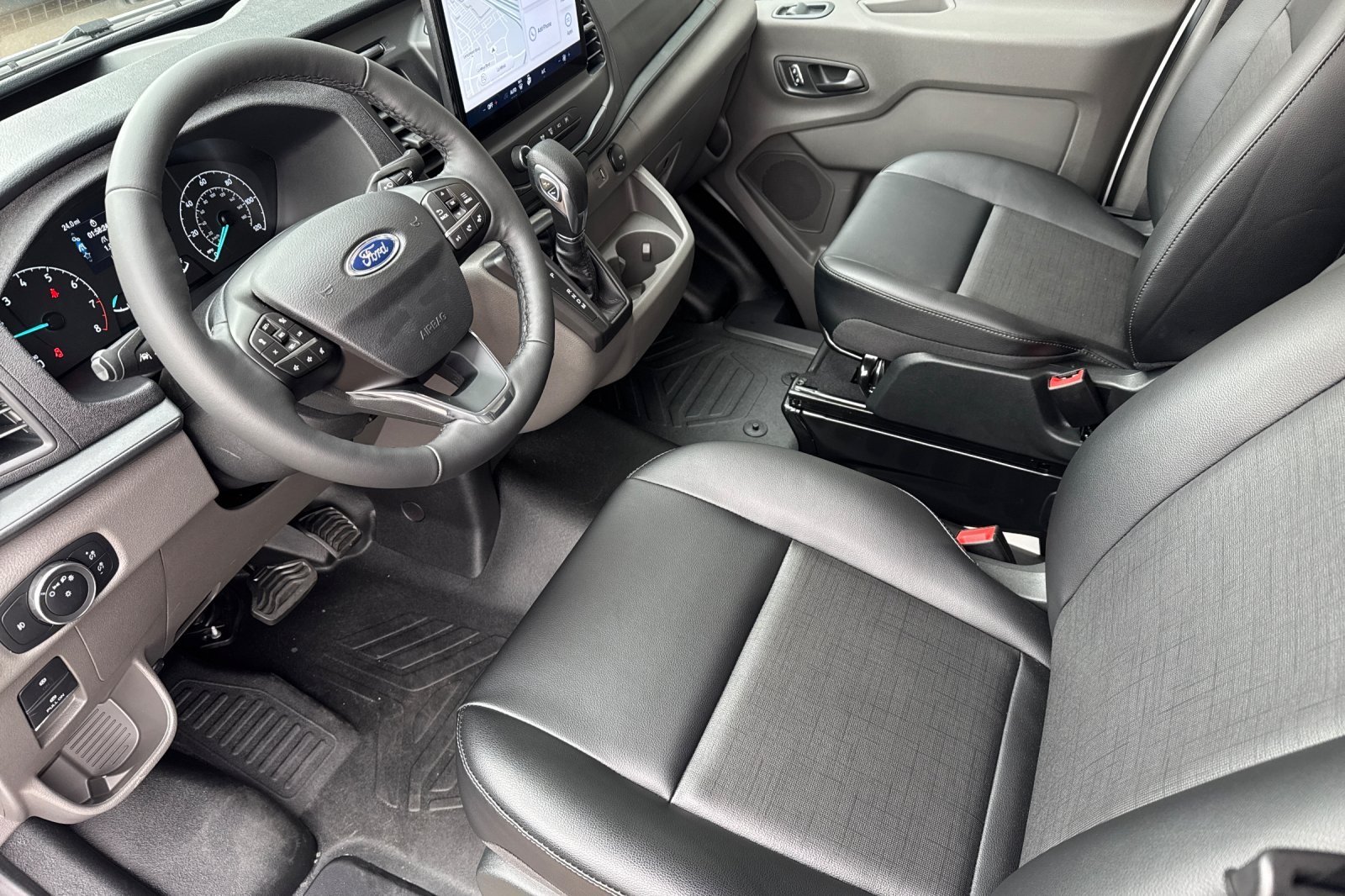 2024 Ford Transit photo 8