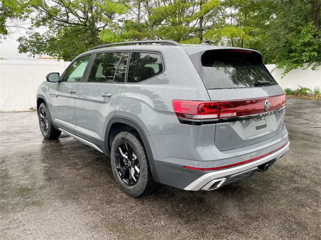2025 Volkswagen Atlas Peak Edition SE photo 23
