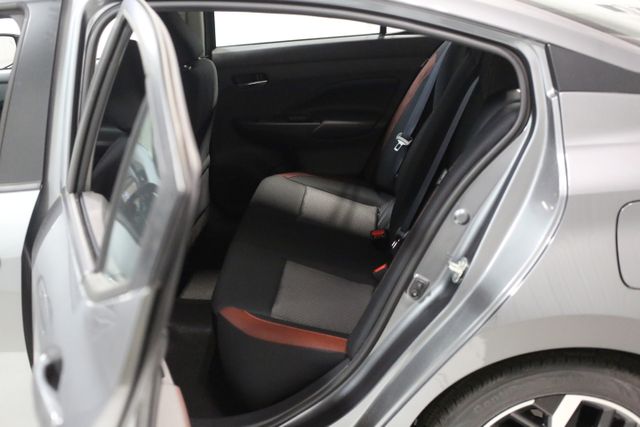 2025 Nissan Versa SR photo 16