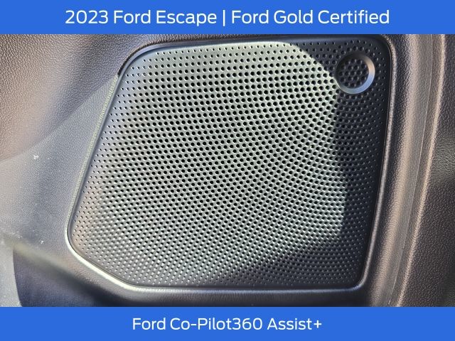 2023 Ford Escape ST-Line photo 18
