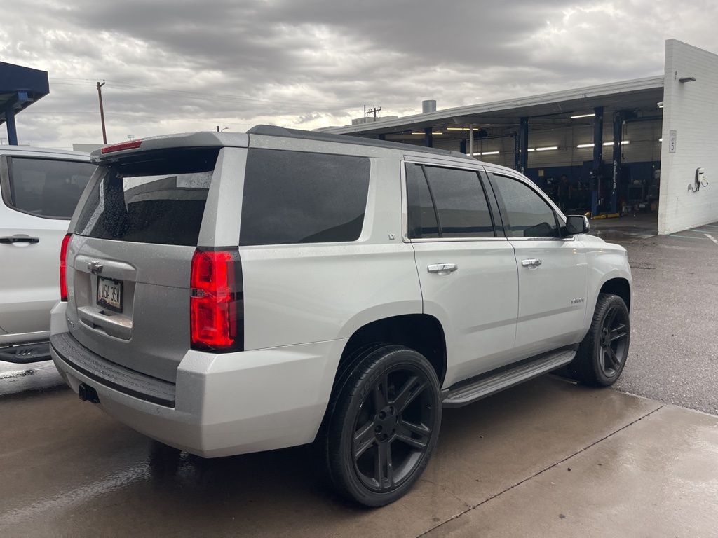 2016 Chevrolet Tahoe LT photo 5