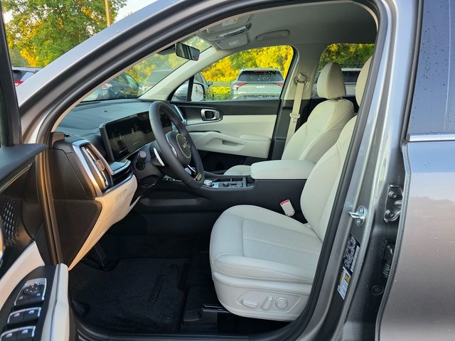 2025 Kia Sorento Hybrid EX photo 8
