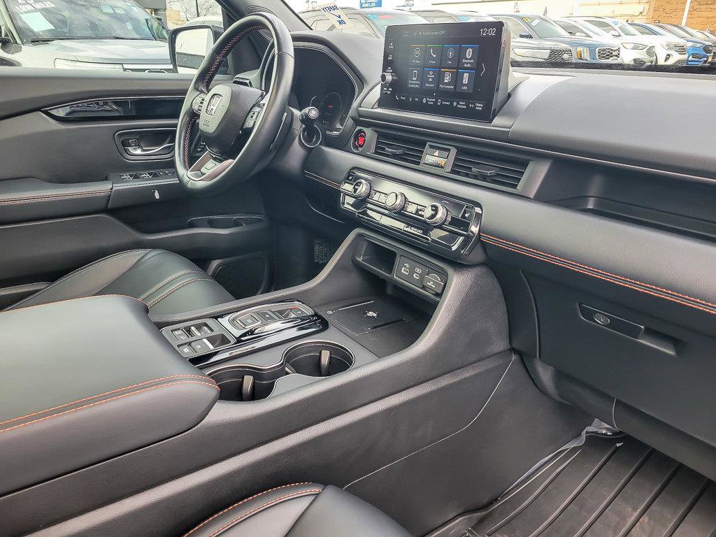 2025 HONDA PILOT - Image 29