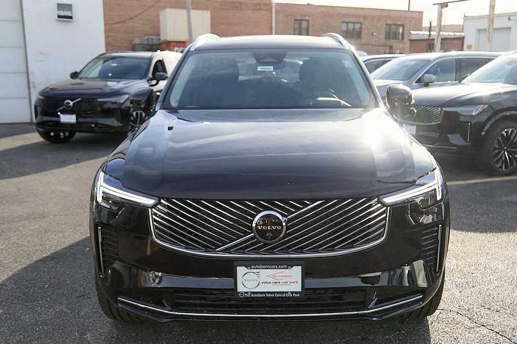 2026 VOLVO XC90 - Image 4