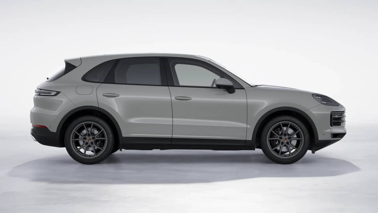 2024 Porsche Cayenne Base photo 5