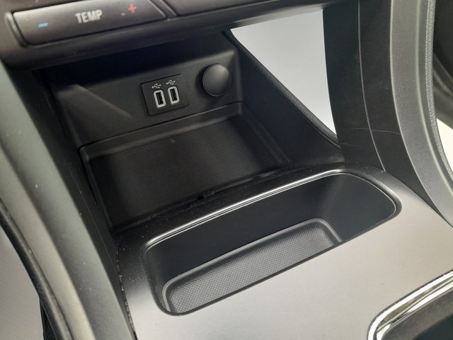 2019 Ford Fusion Energi Titanium photo 26