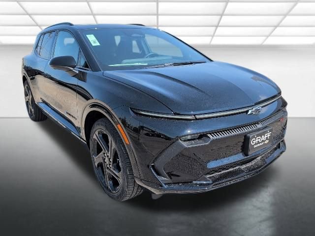 2026 Chevrolet Equinox EV RS's photo