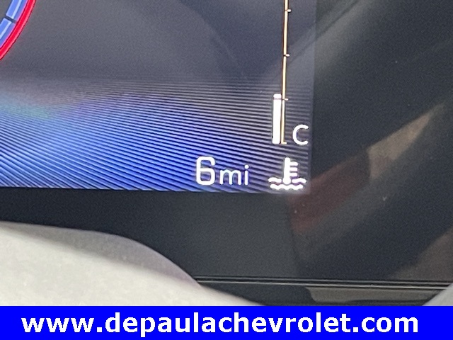 2025 Chevrolet Trax ACTIV photo 2