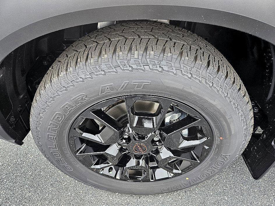 2025 Nissan Armada photo 18
